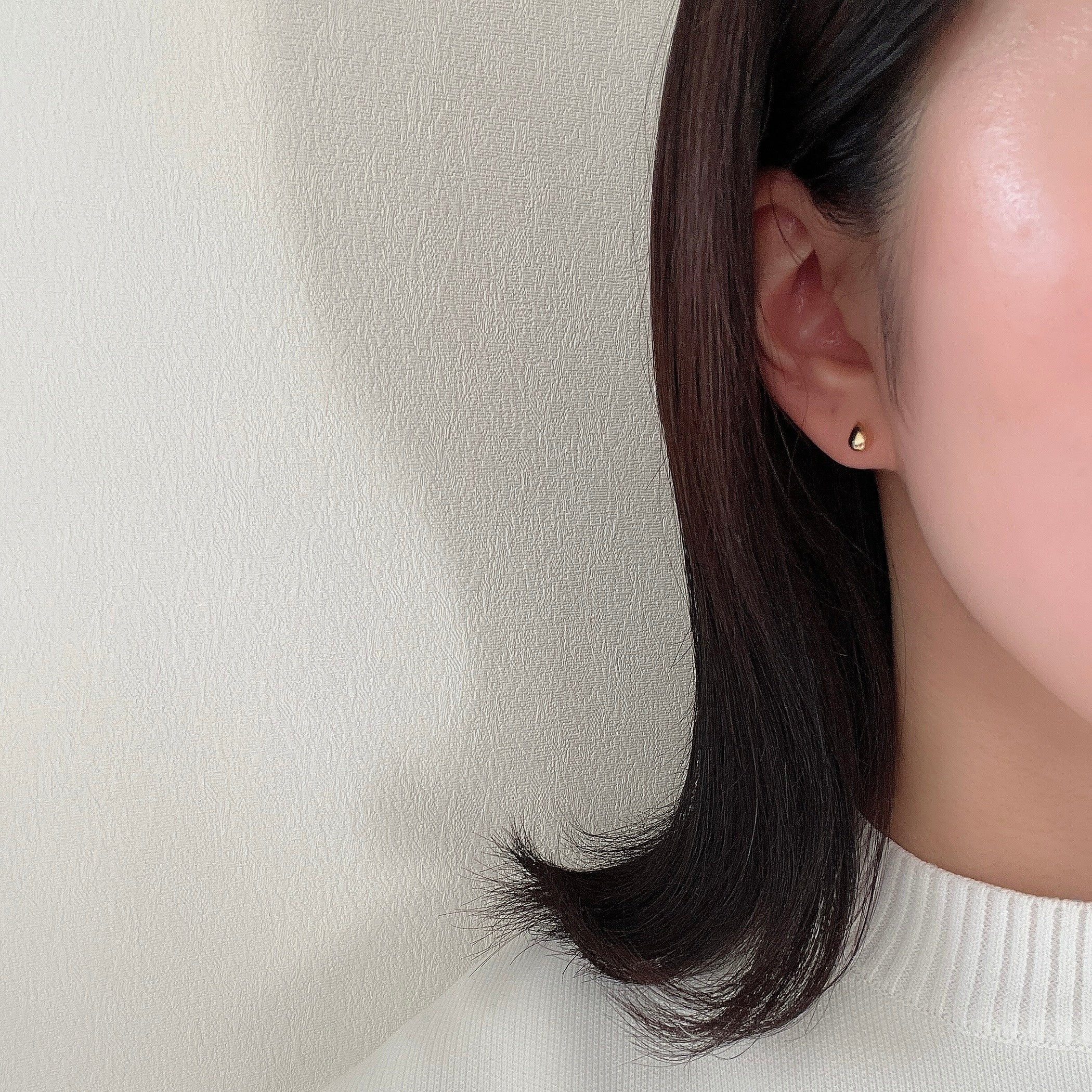 K18 ツユピアス
