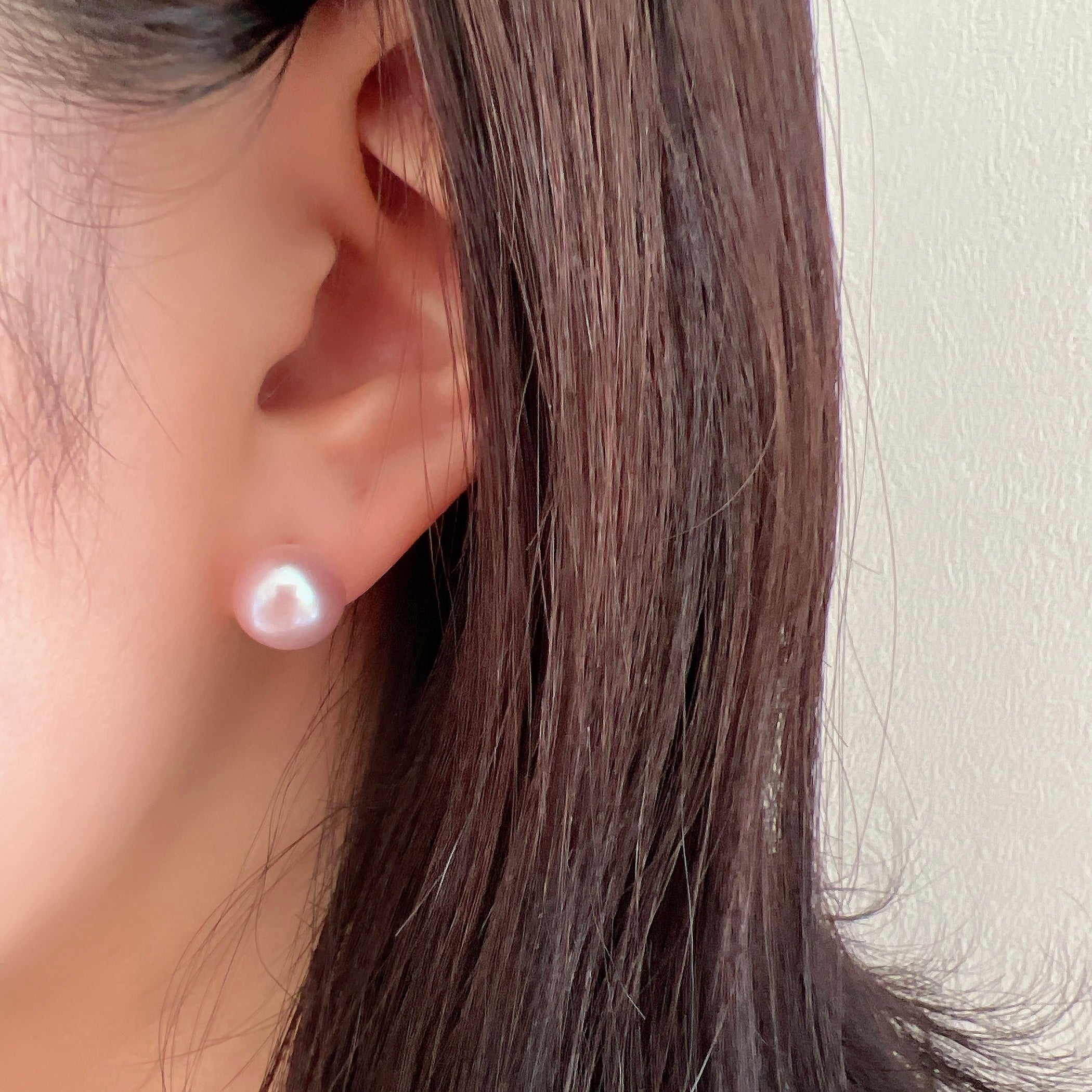 K18淡水ボタンパールピアス薄ピンク