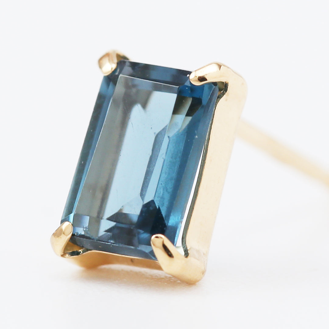 K18スクエアロンドンブルートパーズピアス