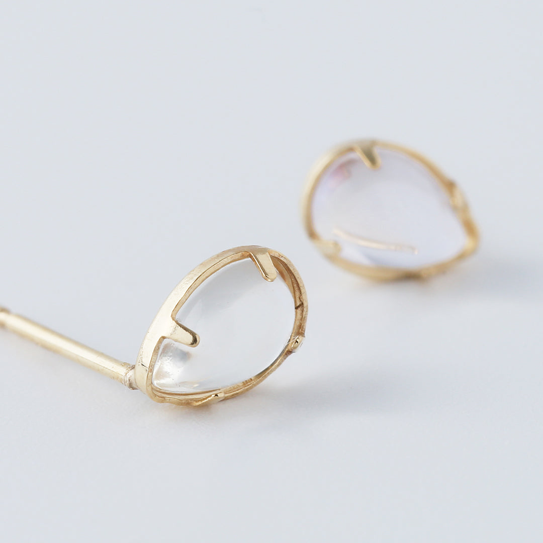 K18ロイヤルブルームーンストーンツユピアス