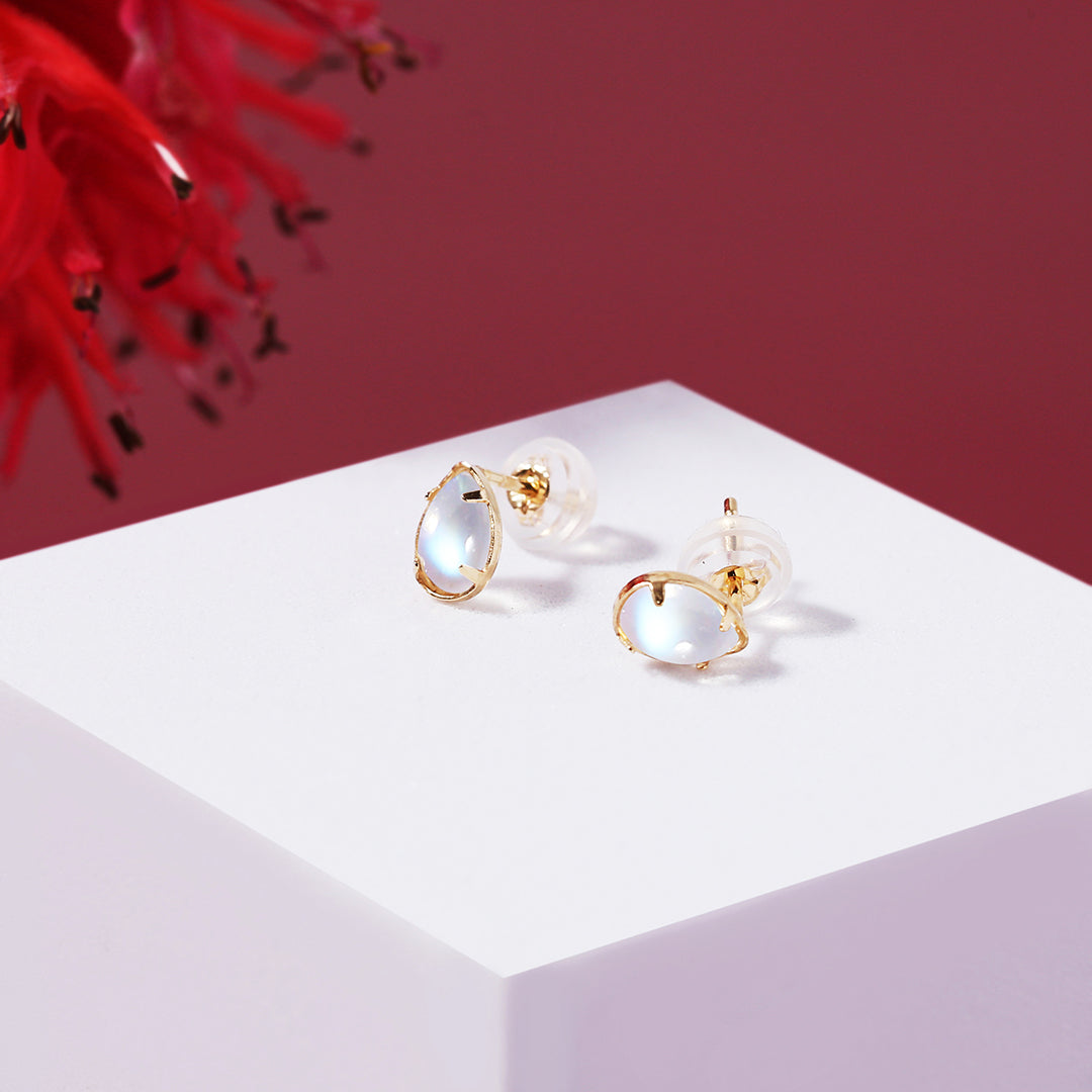 K18ロイヤルブルームーンストーンツユピアス