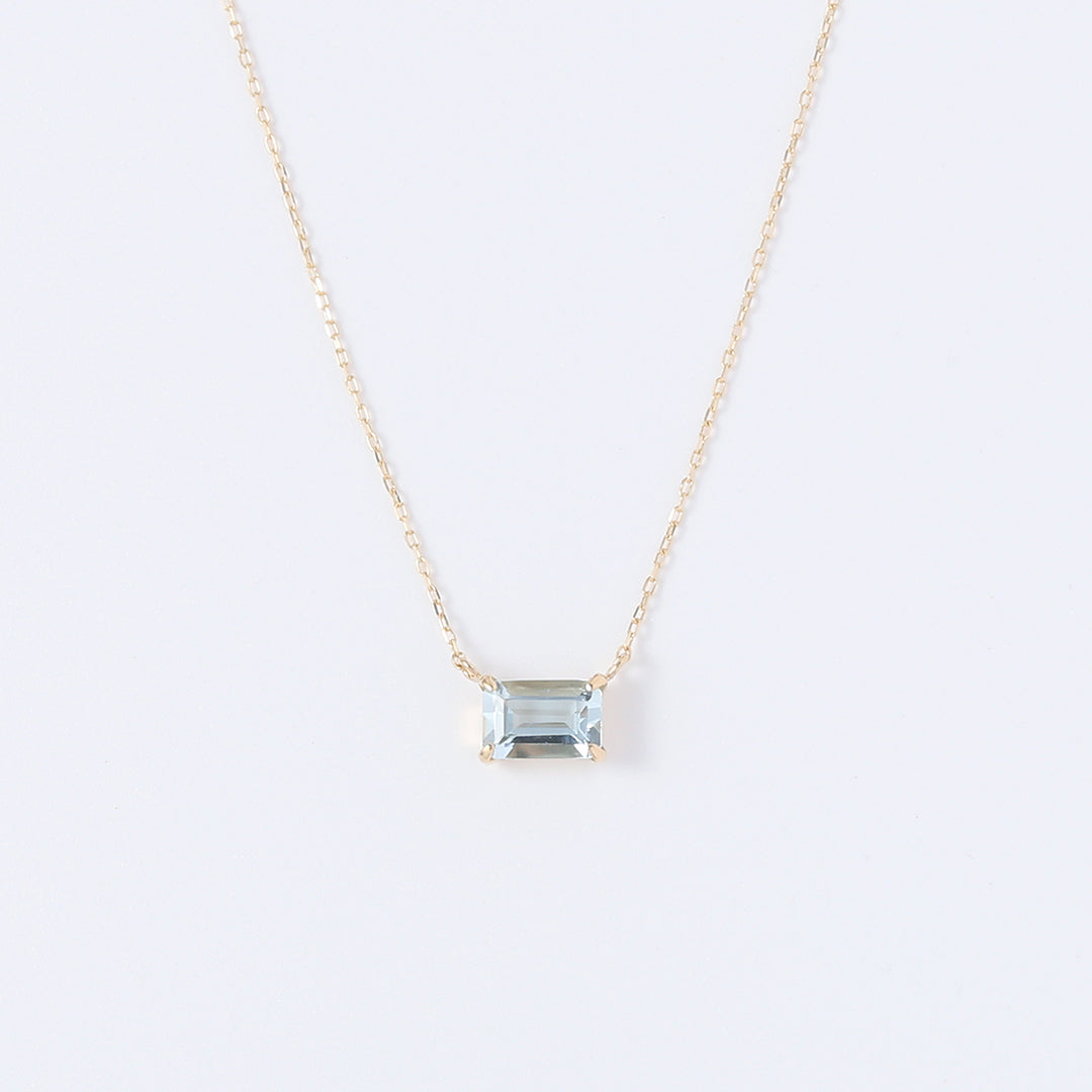 ★K18 750 アクアマリン 0.66ct ダイヤモンド 4P ネックレス色石
