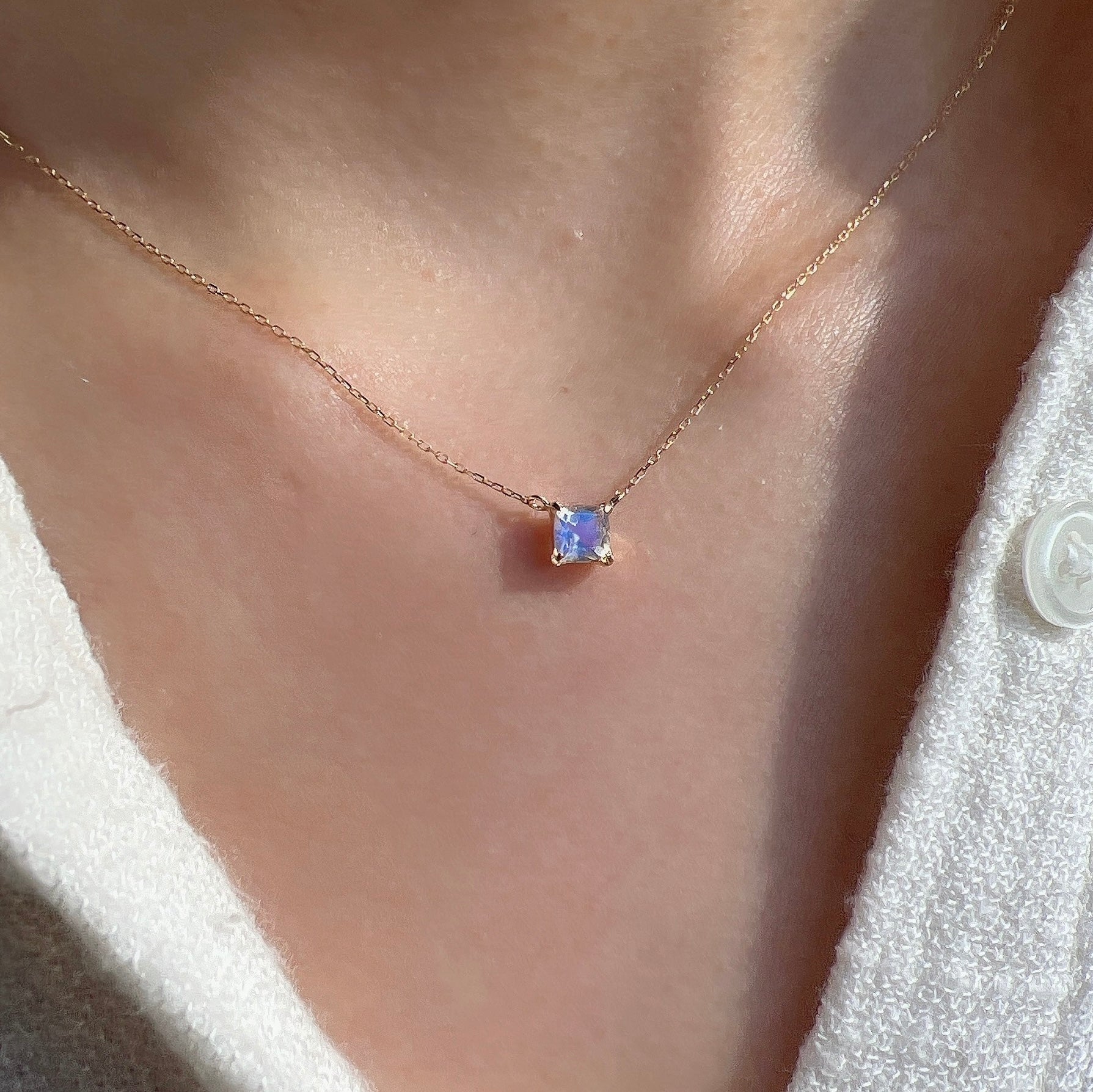 K18ロイヤルブルームーンストーンネックレス