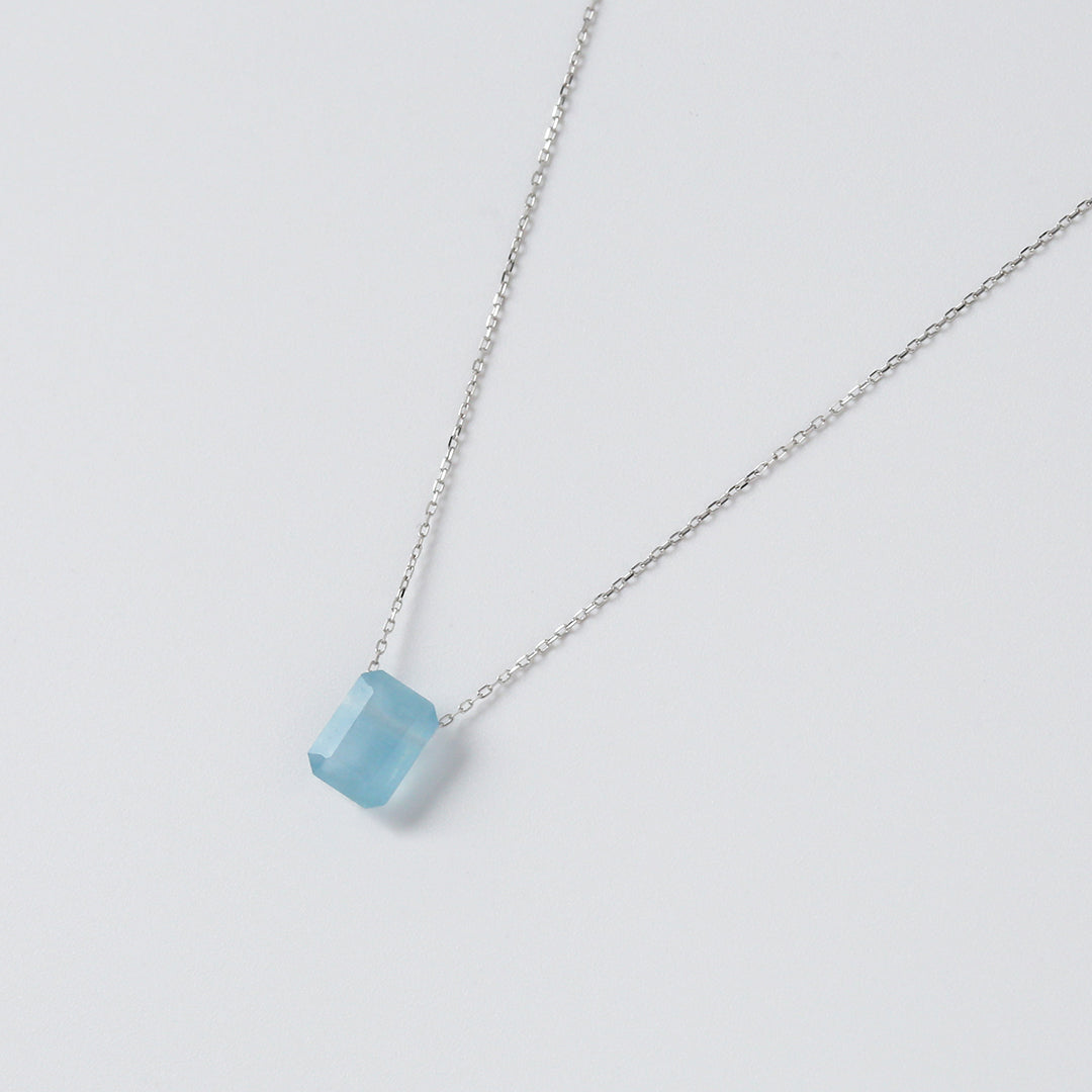 K18WGミルキーアクアマリンネックレス