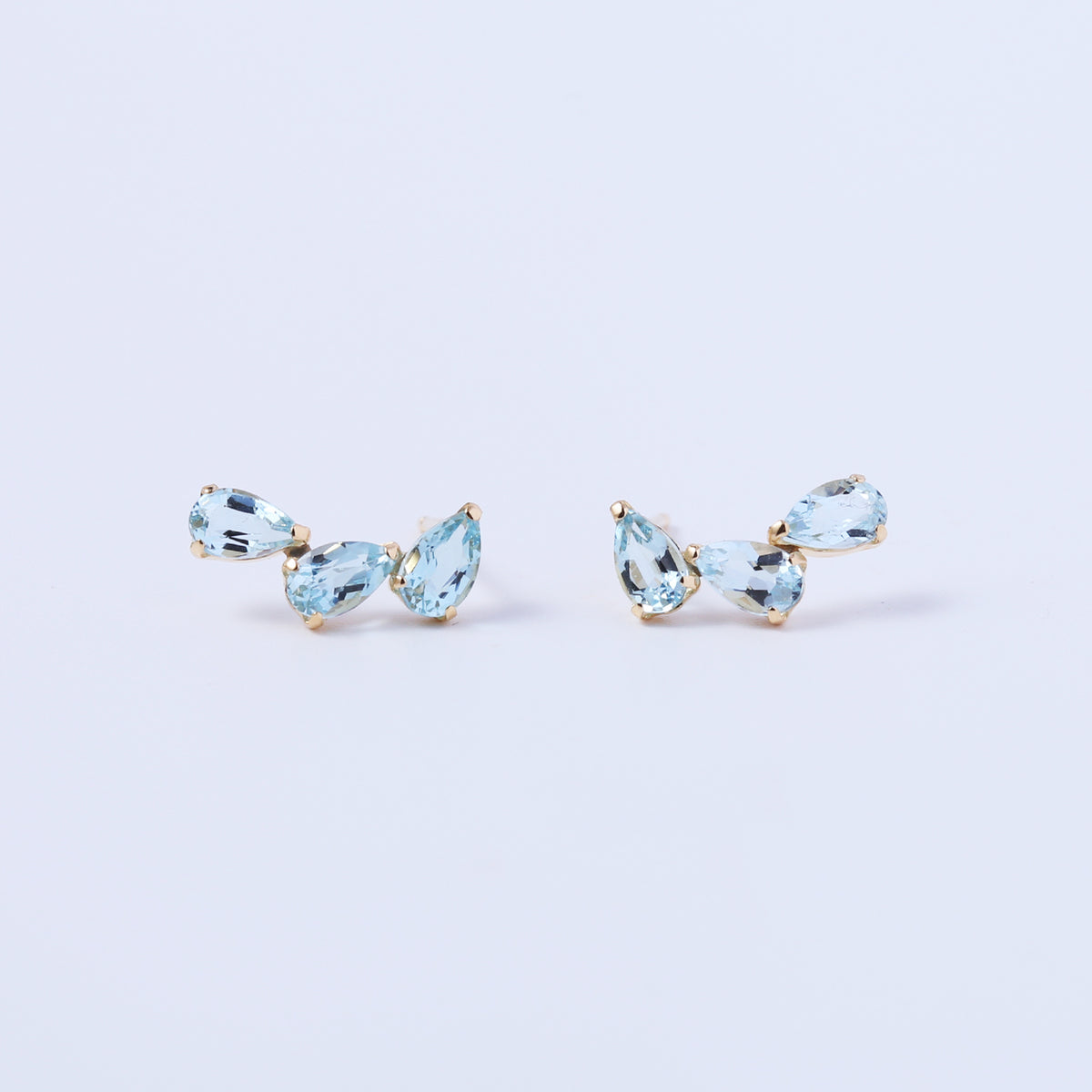 K18アクアマリンツユ3粒ピアス