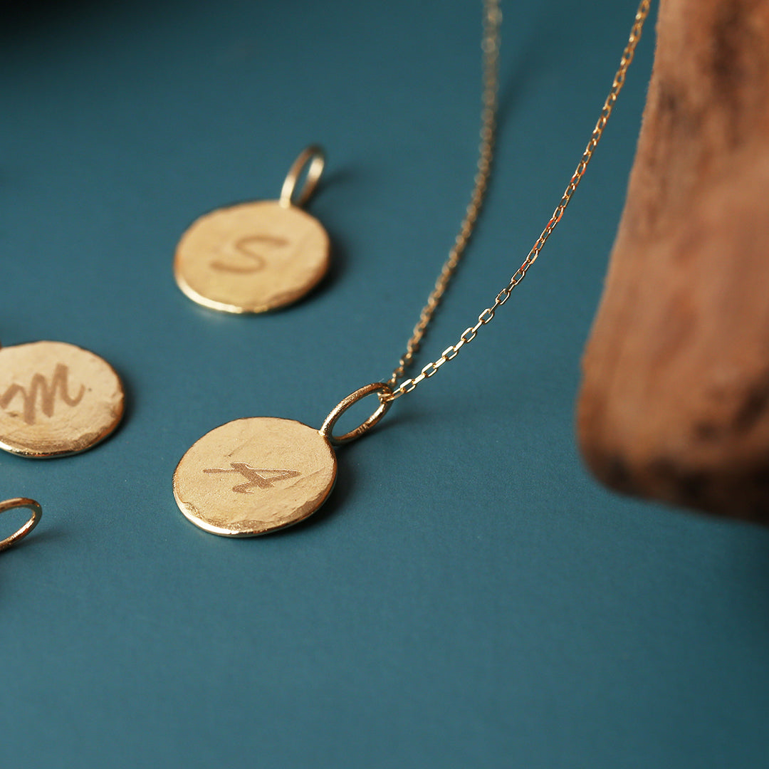 【受注生産品】K18イニシャルコインペンダントトップ