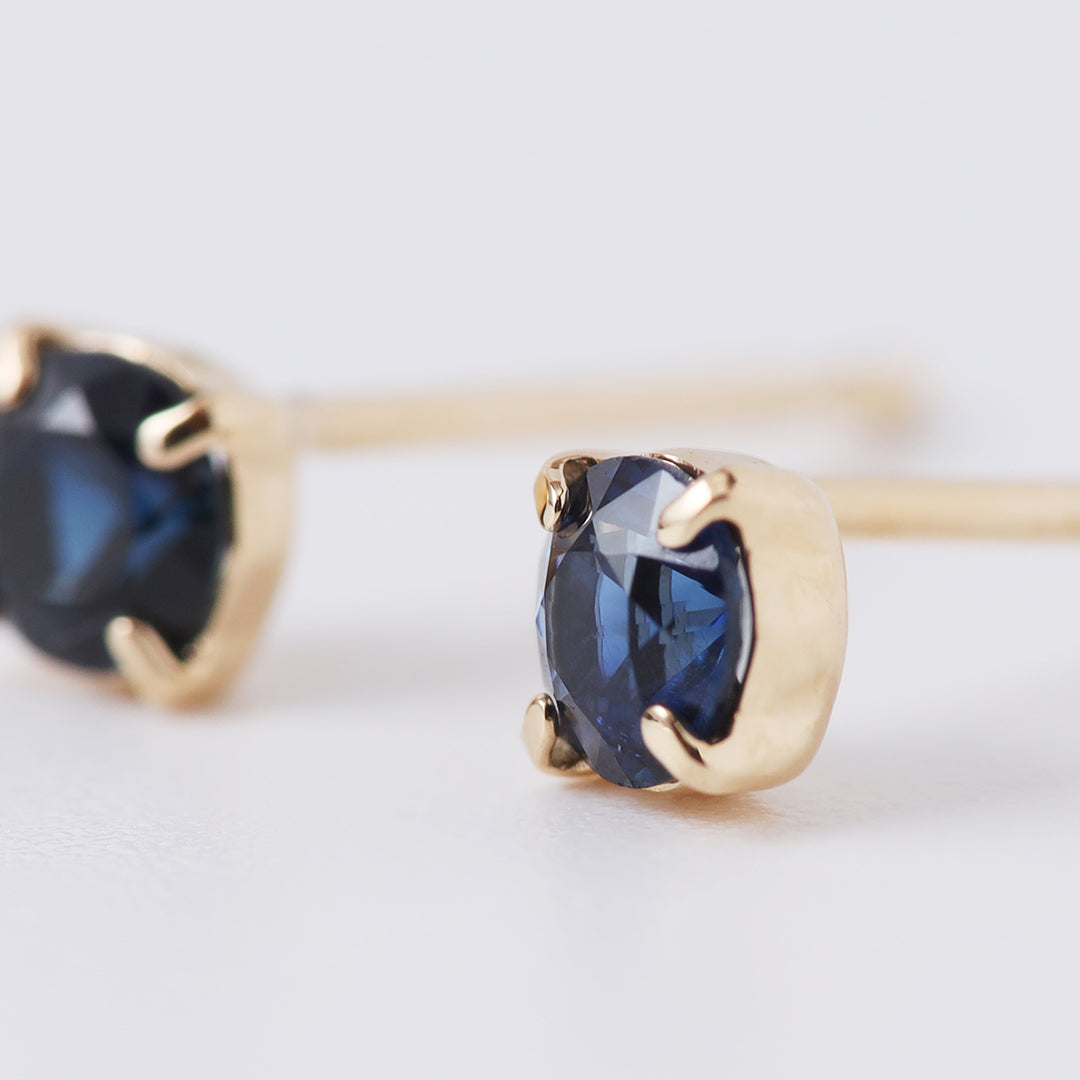 K18ブルーサファイアピアス