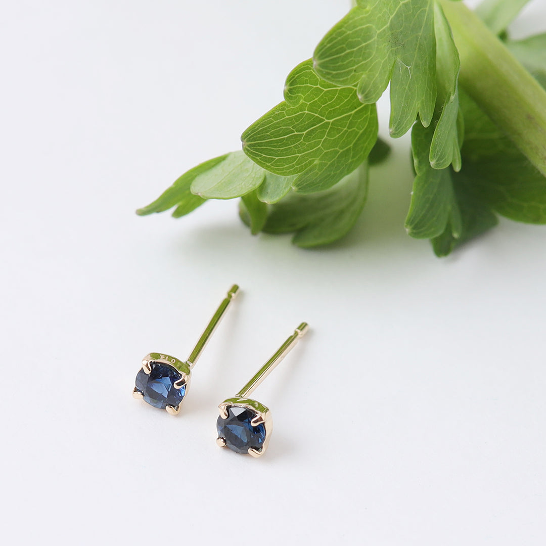 K18ブルーサファイアピアス