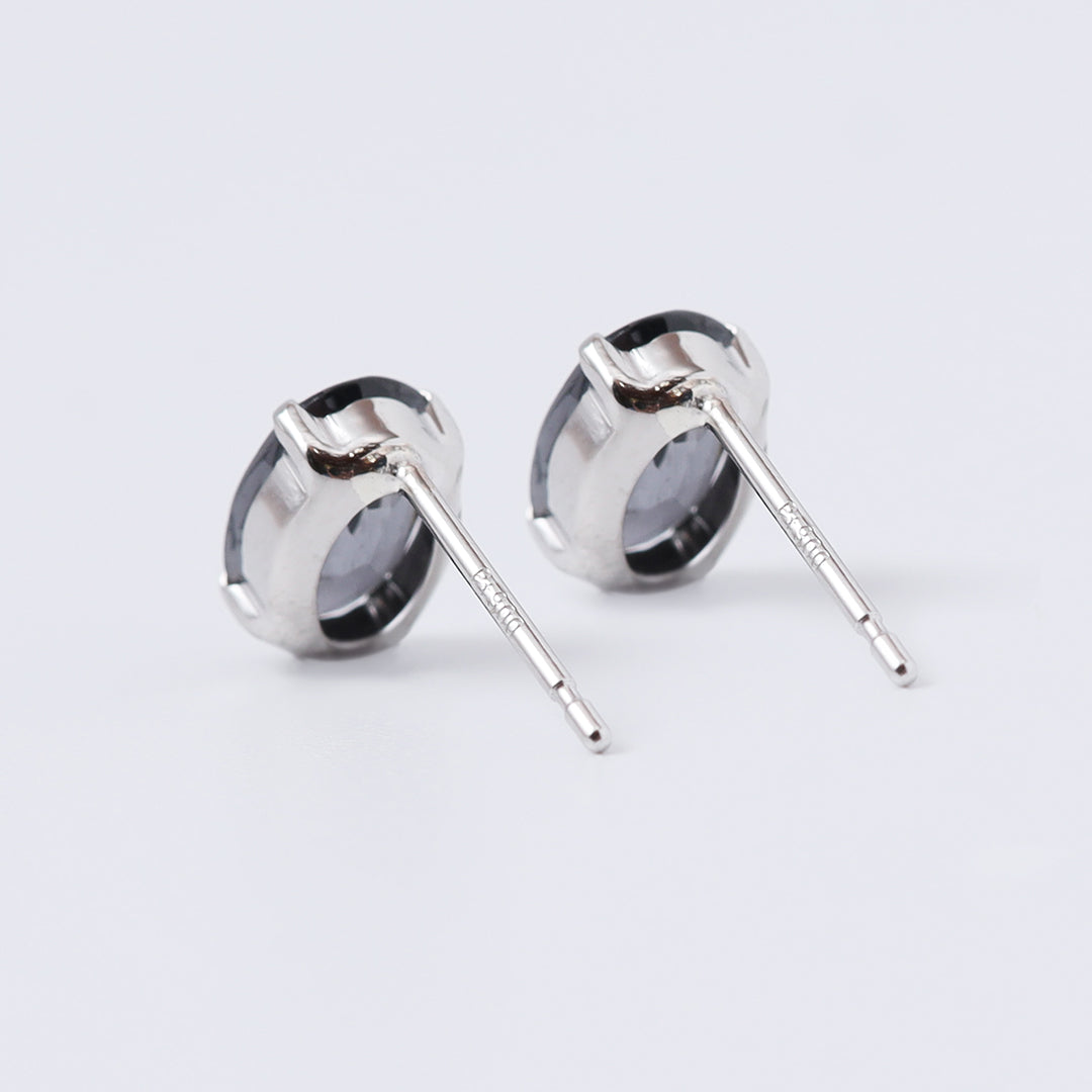 Pt900メタルグレースピネルピアス(濃)