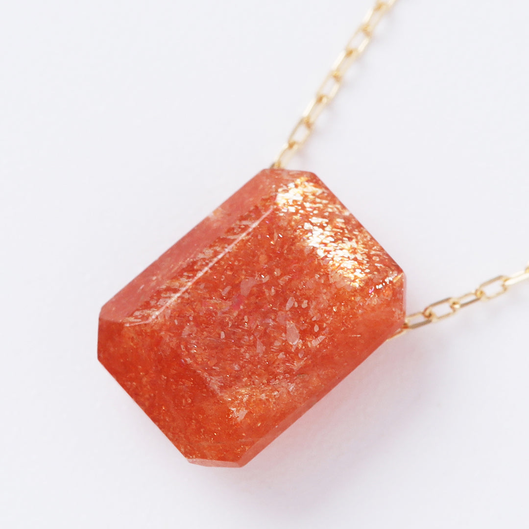 K18サンストーンネックレス