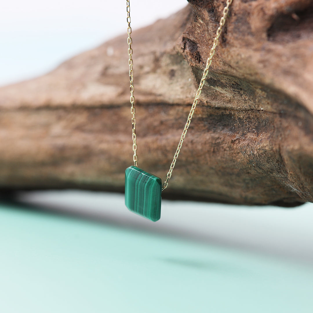 K18マラカイトネックレス