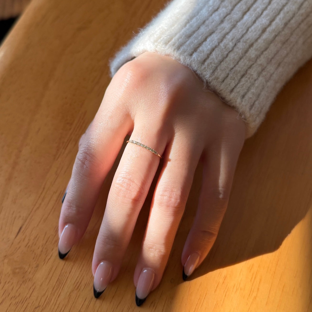 <NEW>【お買い得ジュエリー】K18ダイヤモンドリング(ライン) 12号