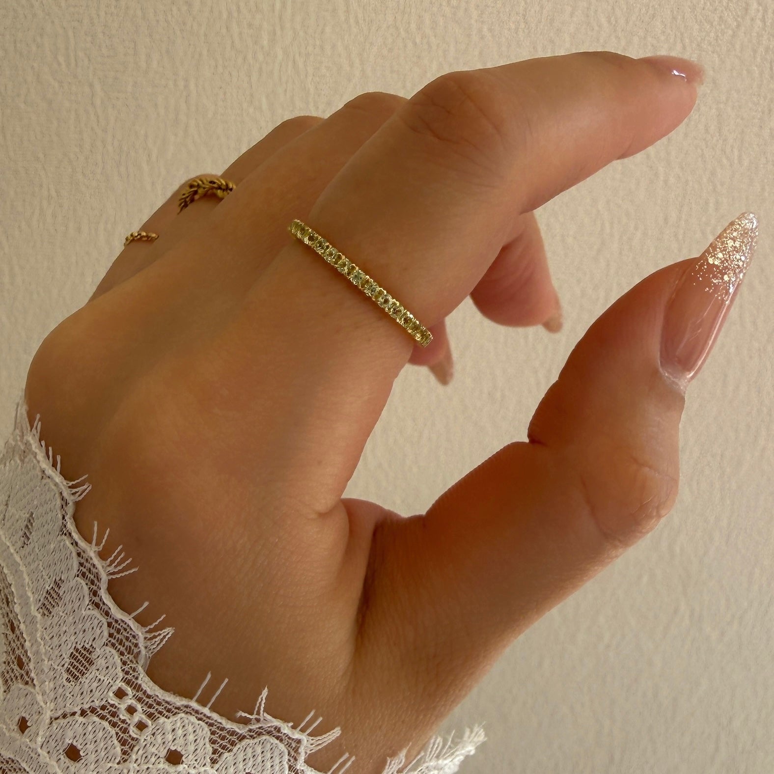 <期間限定販売>【受注生産品】K18ペリドットフルエタニティリング