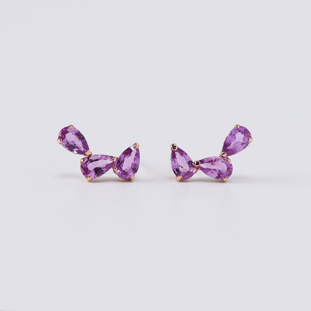 <NEW>K18ノーヒートパープルサファイアツユ3粒ピアス