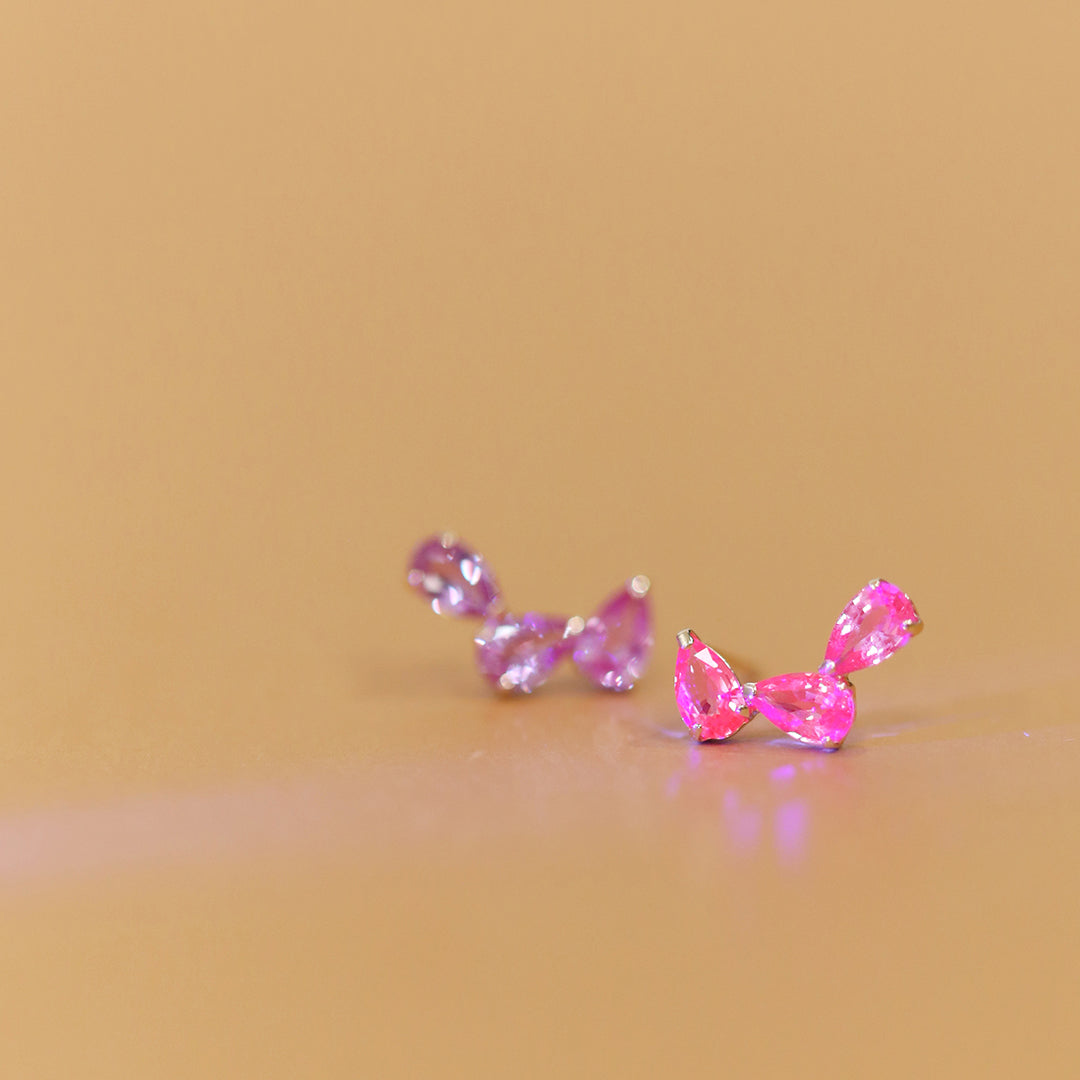 <NEW>K18ノーヒートパープルサファイアツユ3粒ピアス
