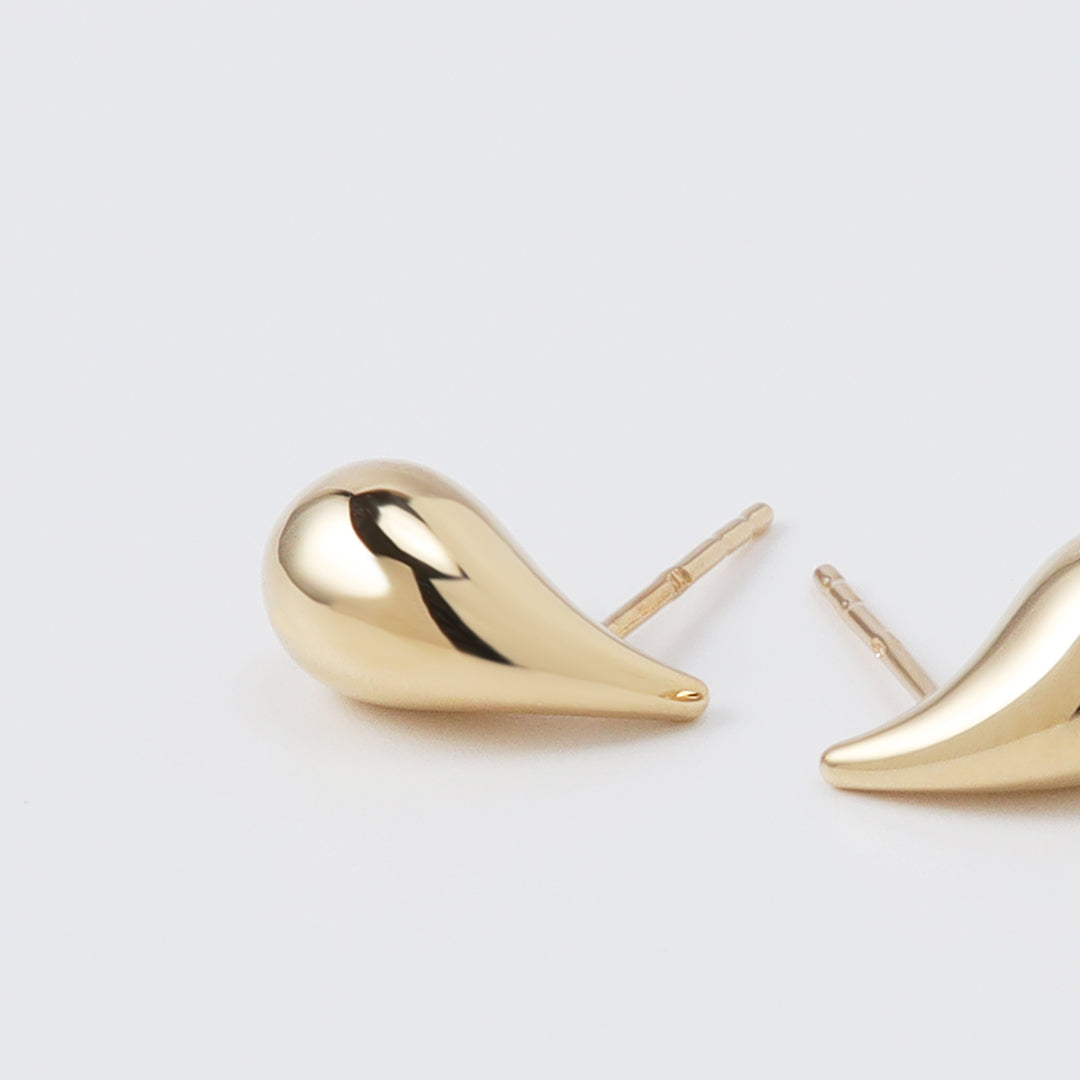 【お買い得ジュエリー】K18ぷっくりツユピアス