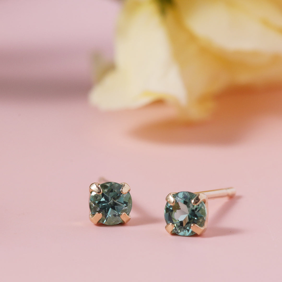 K18ブルーグリーントルマリンピアス