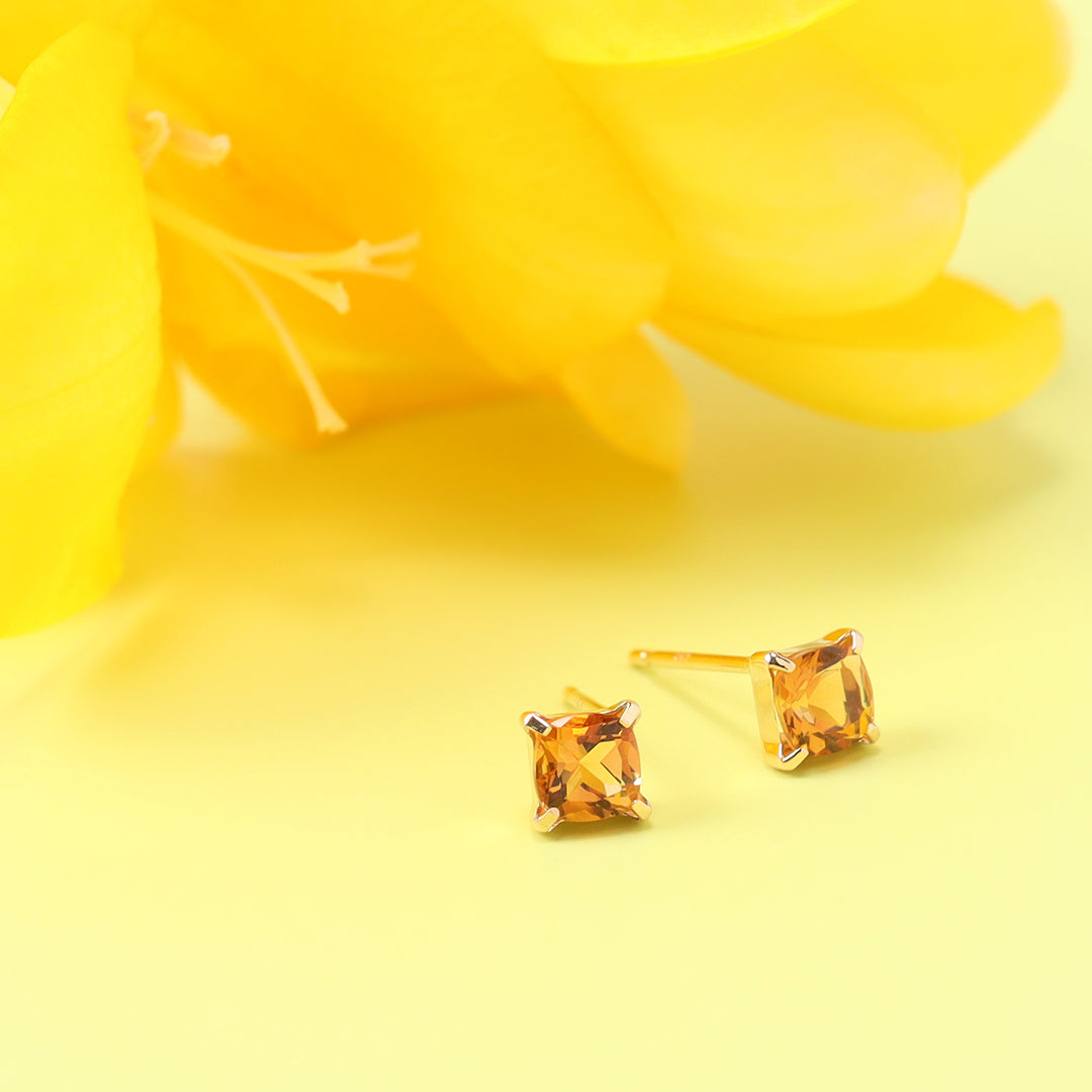 K18シトリンクッションピアス