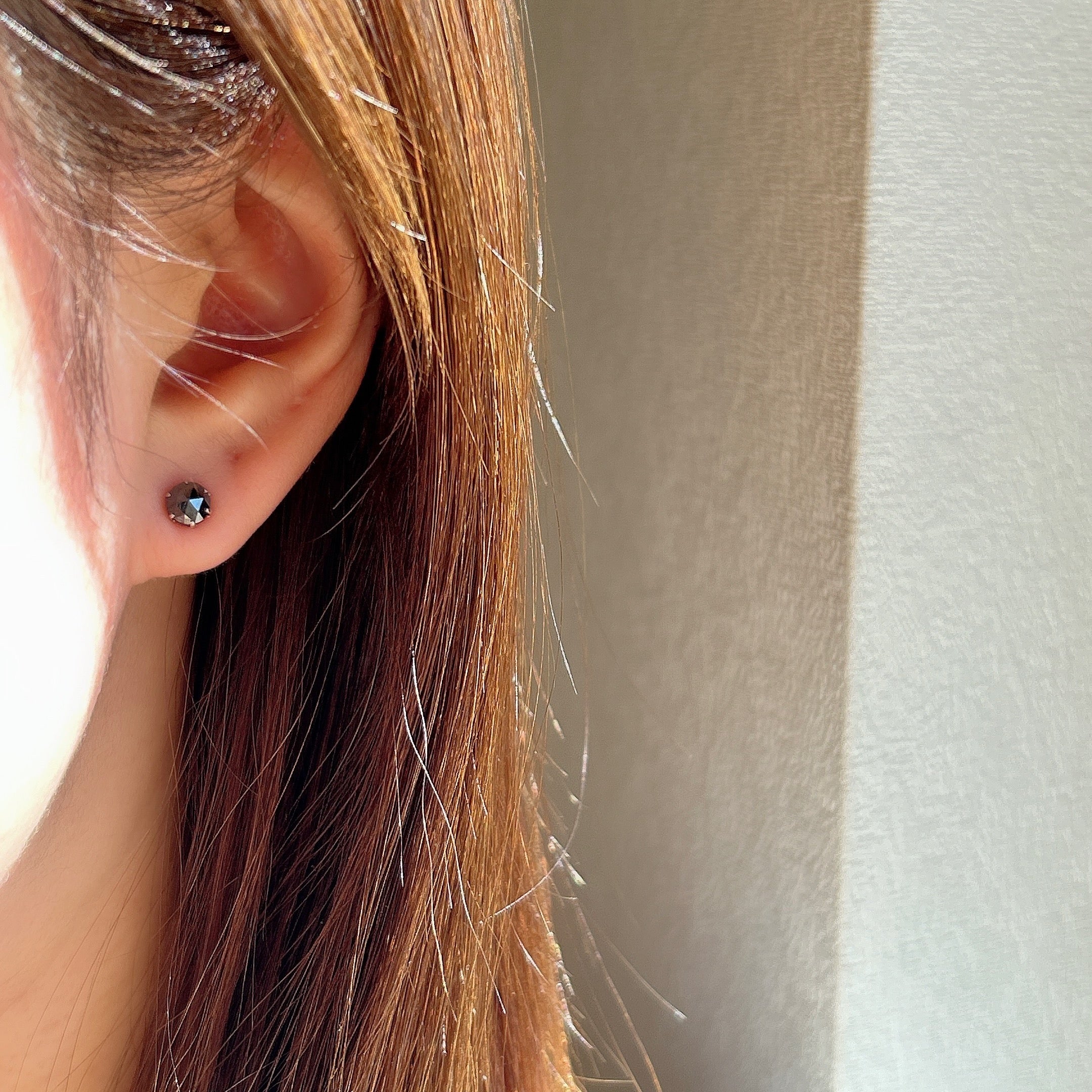 Pt900ブラックダイヤピアス(片耳)