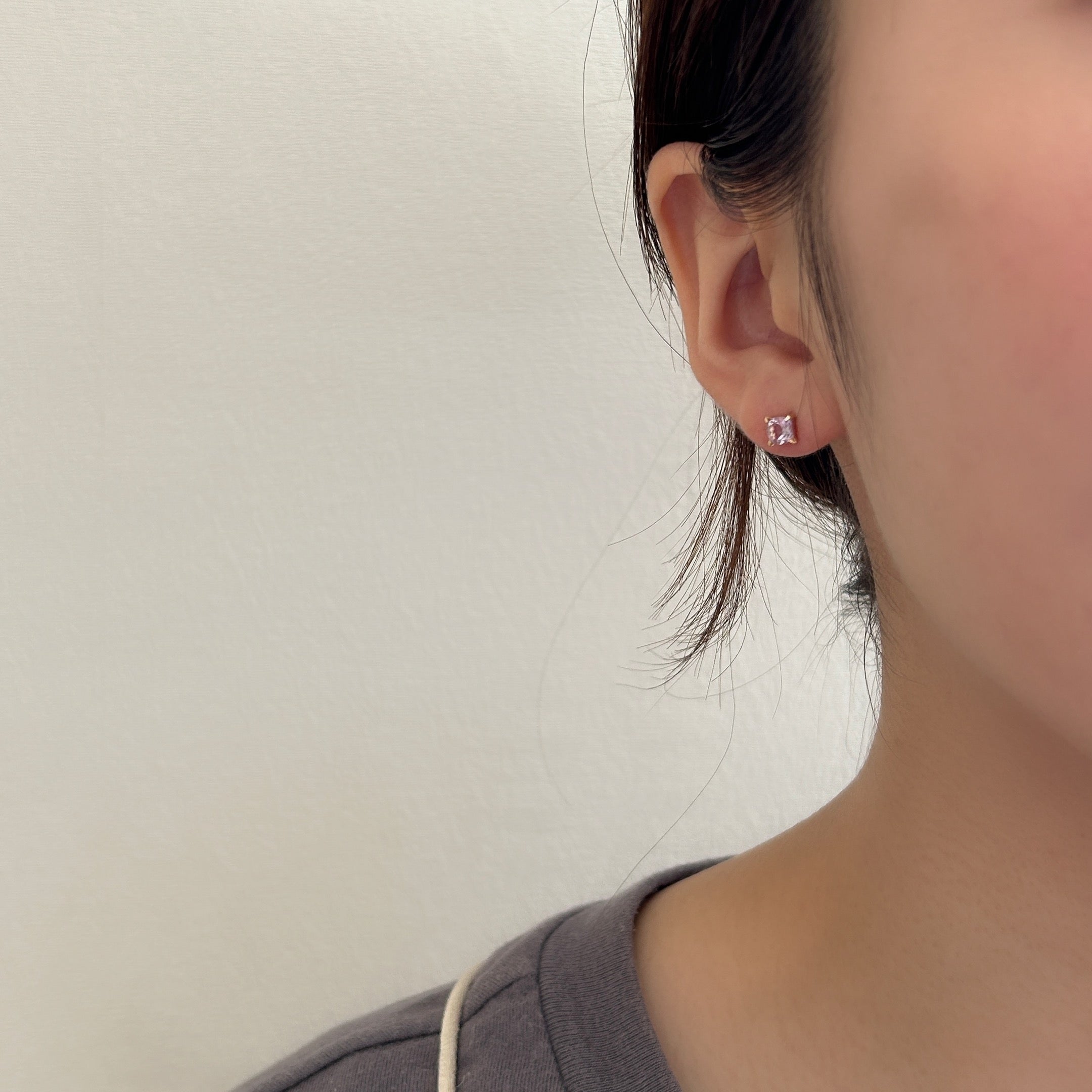 K18ローズアメジストクッションピアス