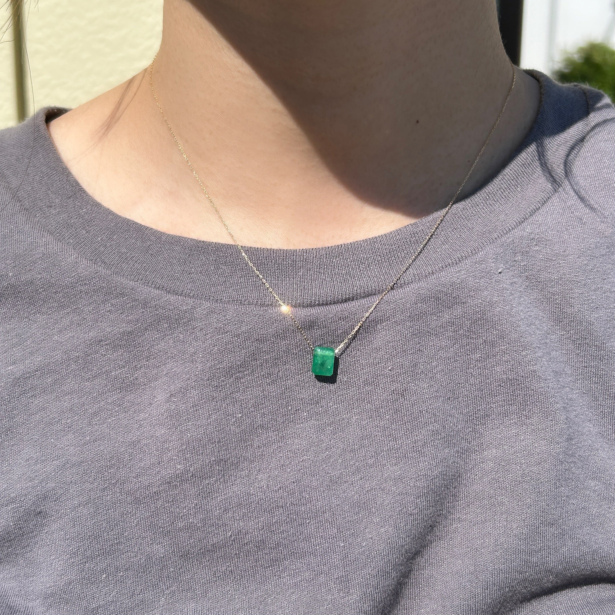 K18エメラルドネックレス