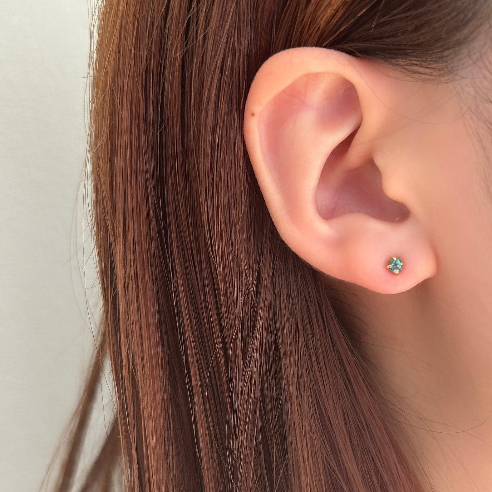 K18ブルーグリーントルマリンピアス