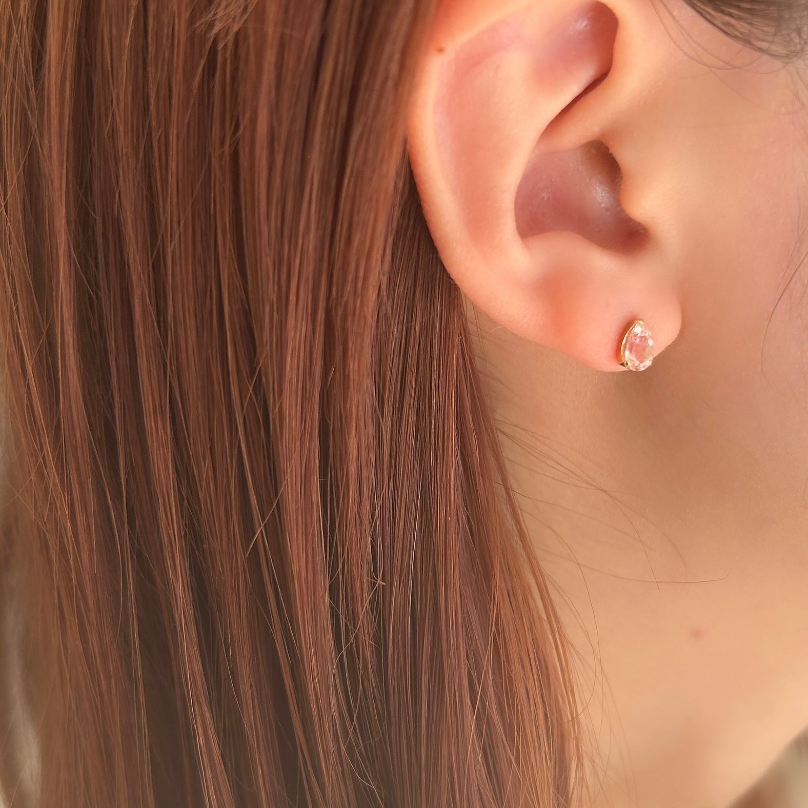 K18モルガナイトピアス