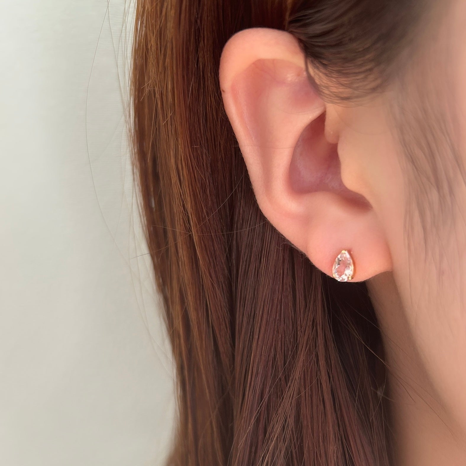 K18モルガナイトピアス