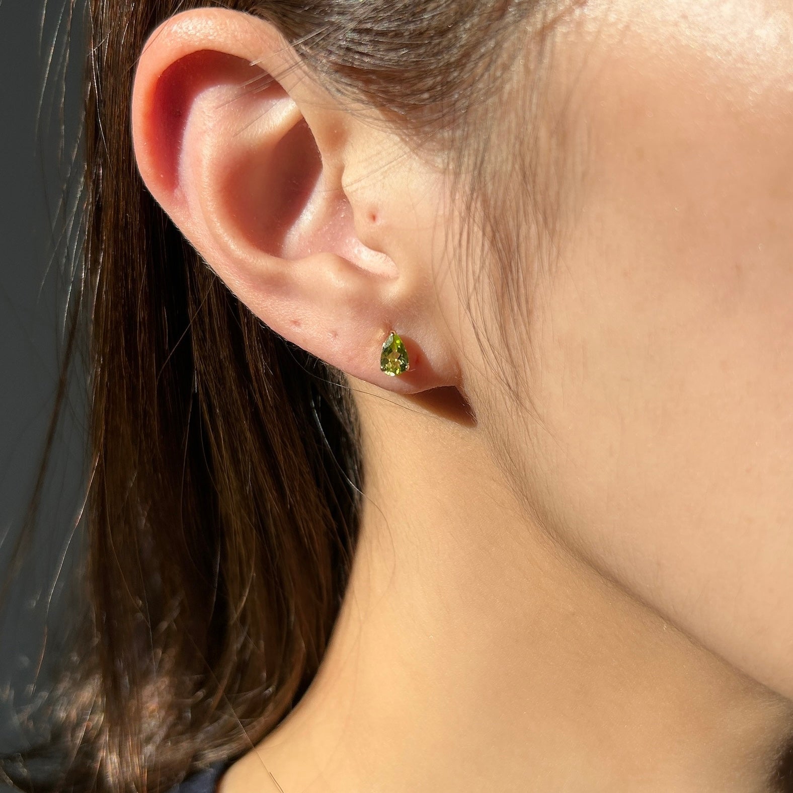 K18ペリドットピアス