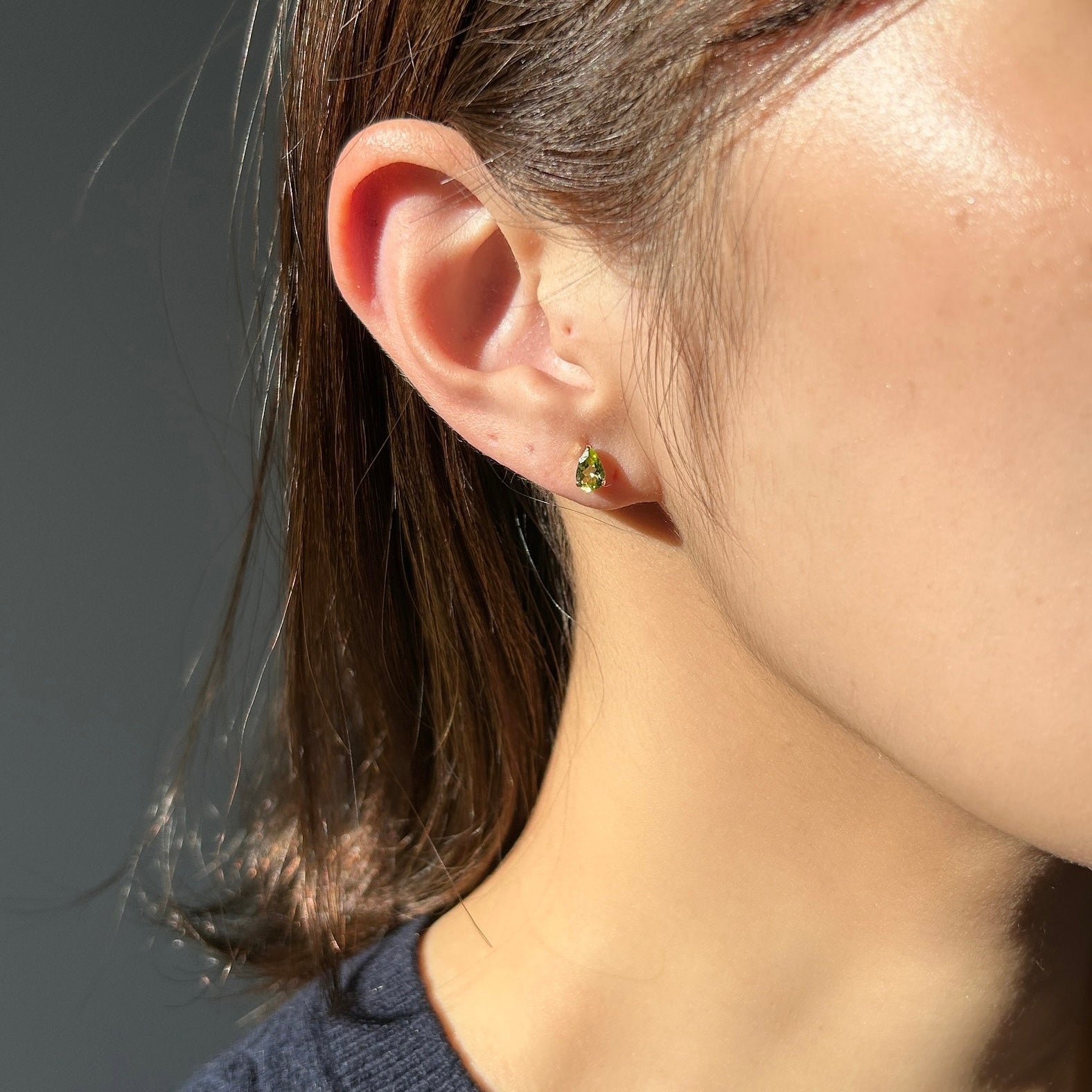 K18ペリドットピアス