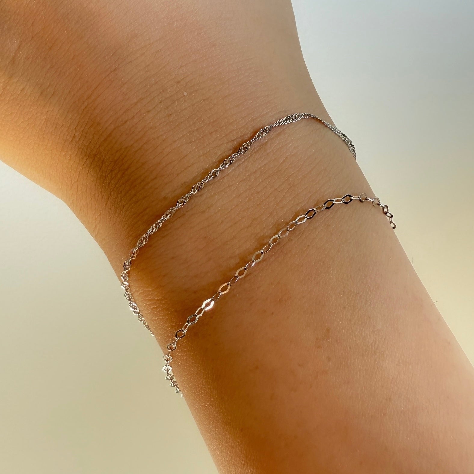 Pt850スクリュー×フラットダイヤチェーン2連ブレスレット