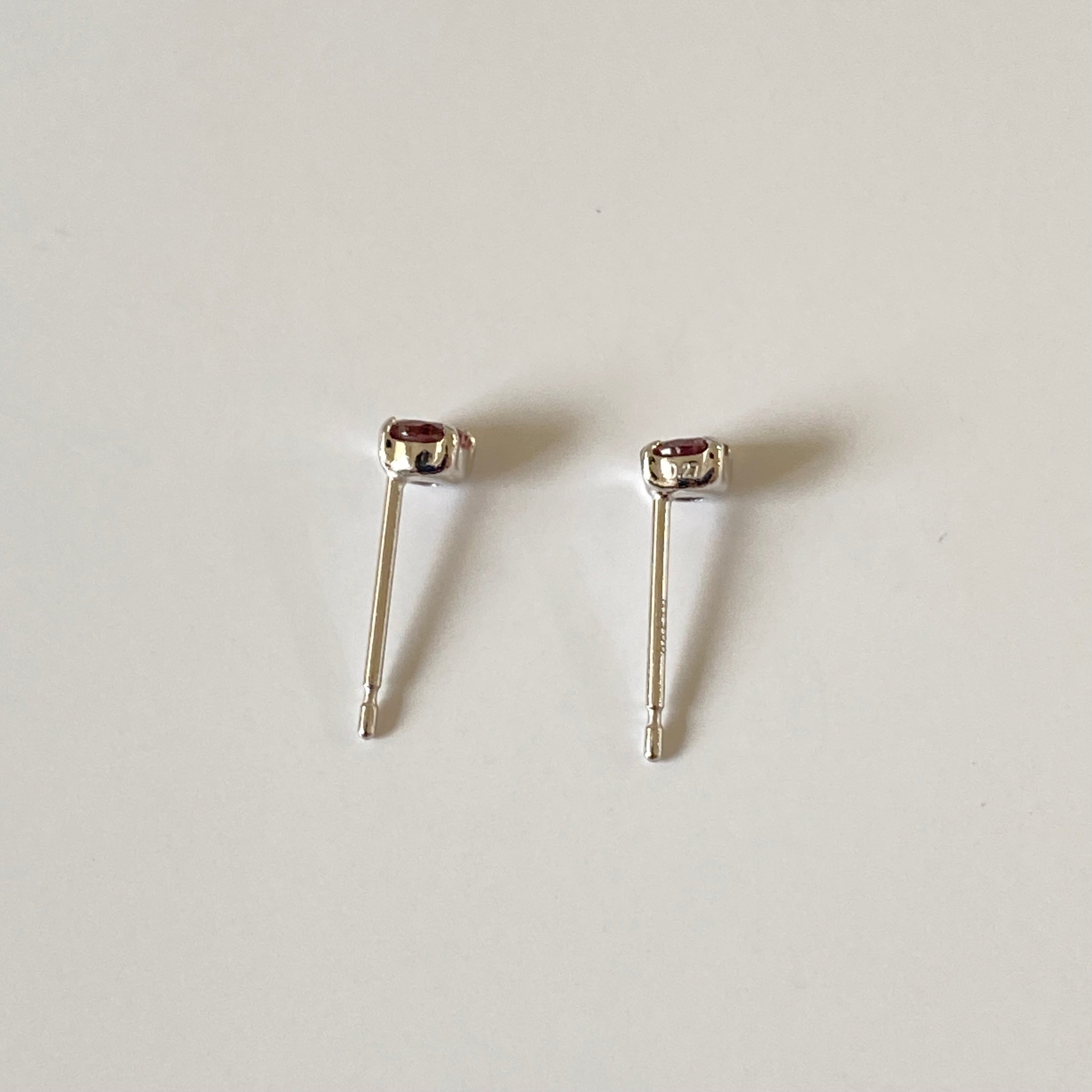 Pt900ピンクトルマリンピアス