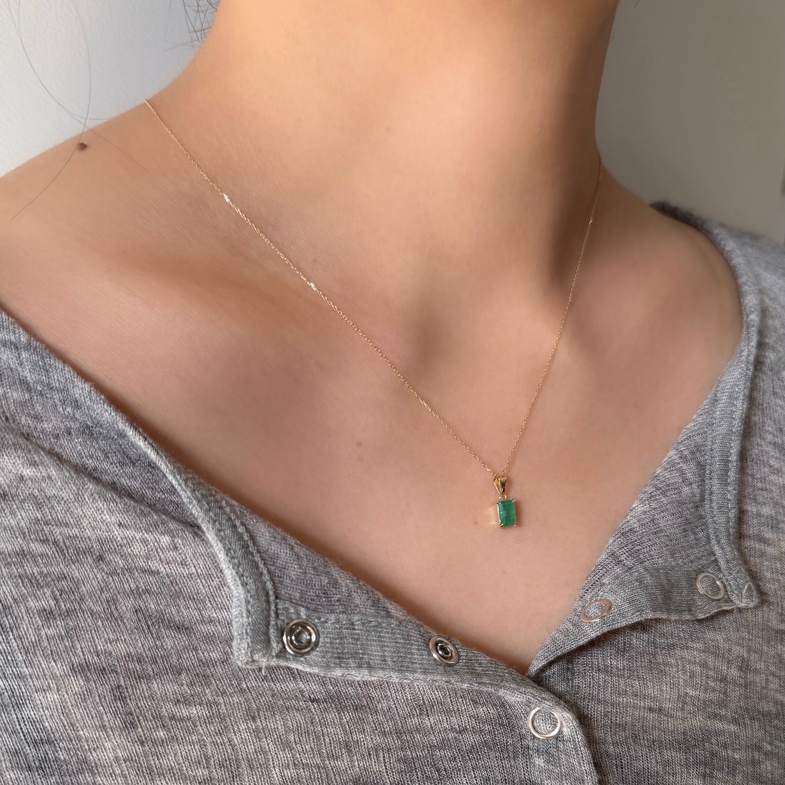 NEW＞K18スクエアエメラルドペンダントトップ