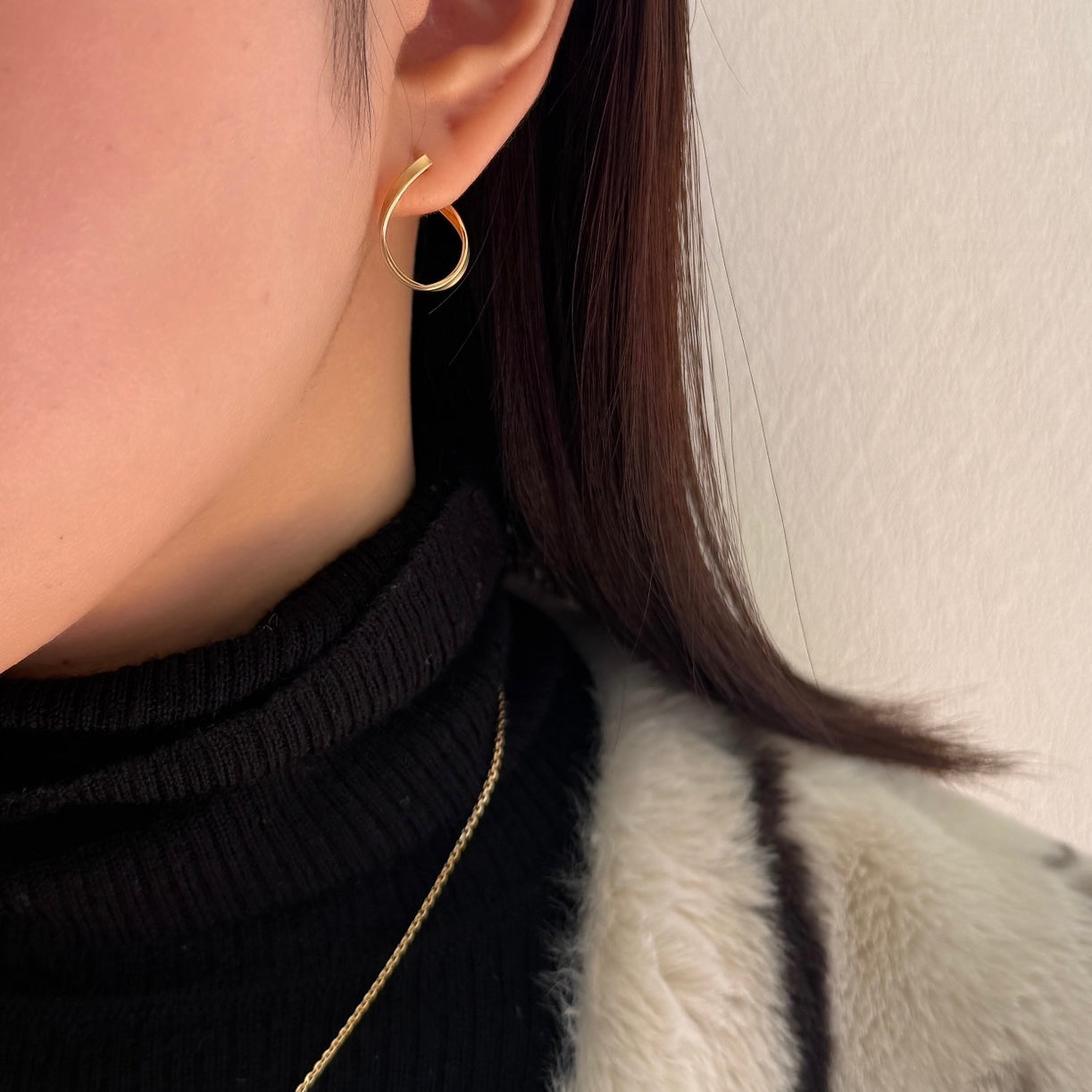 NEW＞K18サテンウェーブフープピアス