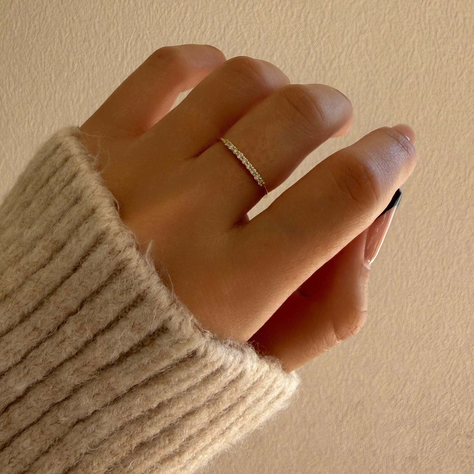 ＜NEW＞【お買い得ジュエリー】K18ダイヤモンドリング(ライン)　1２号