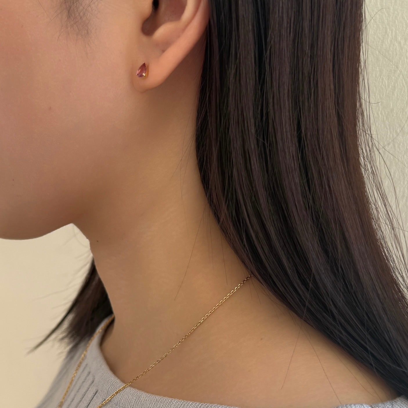 ＜NEW＞K18タンガロードライトガーネットピアス