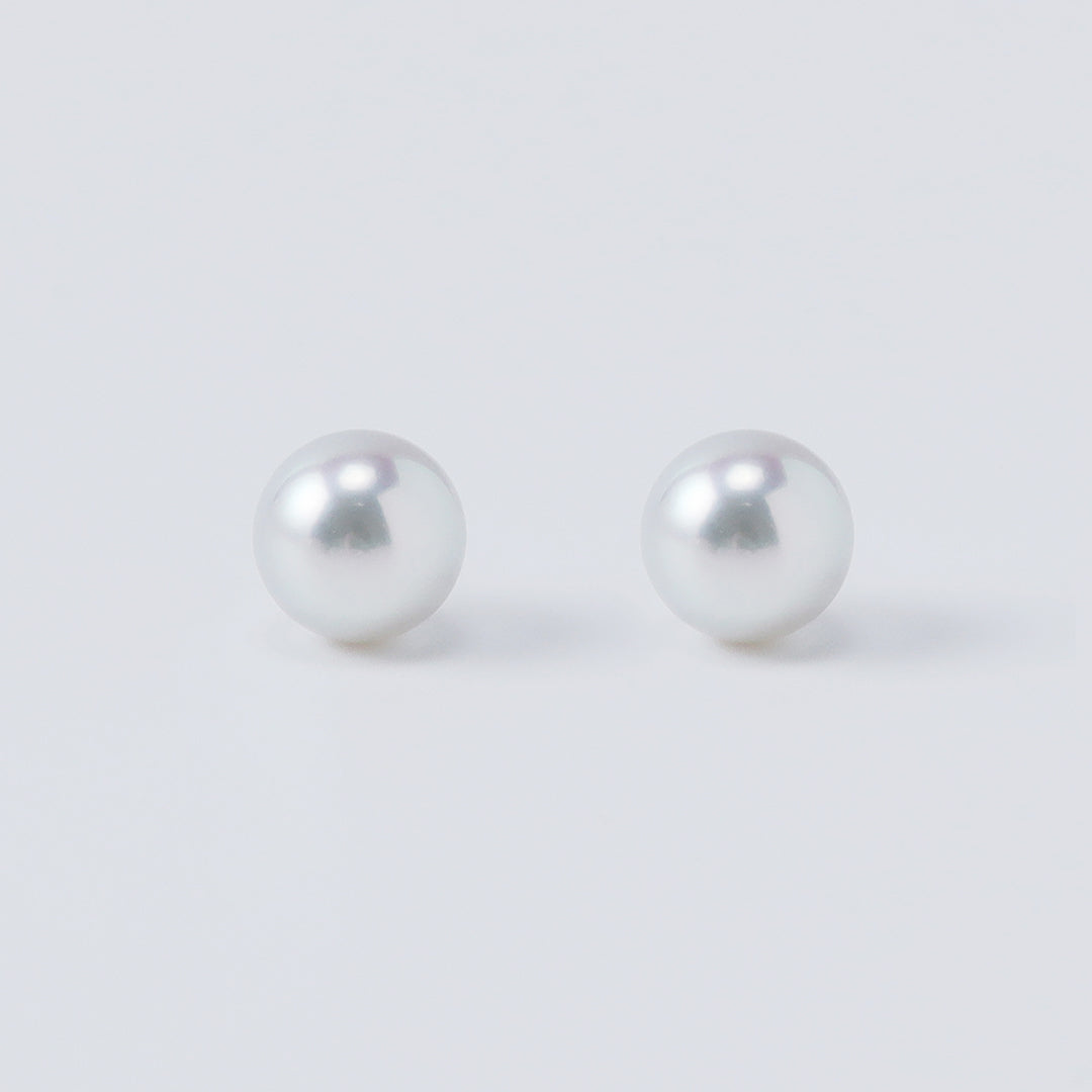＜NEW＞K18アコヤパールナチュラルブルーピアス