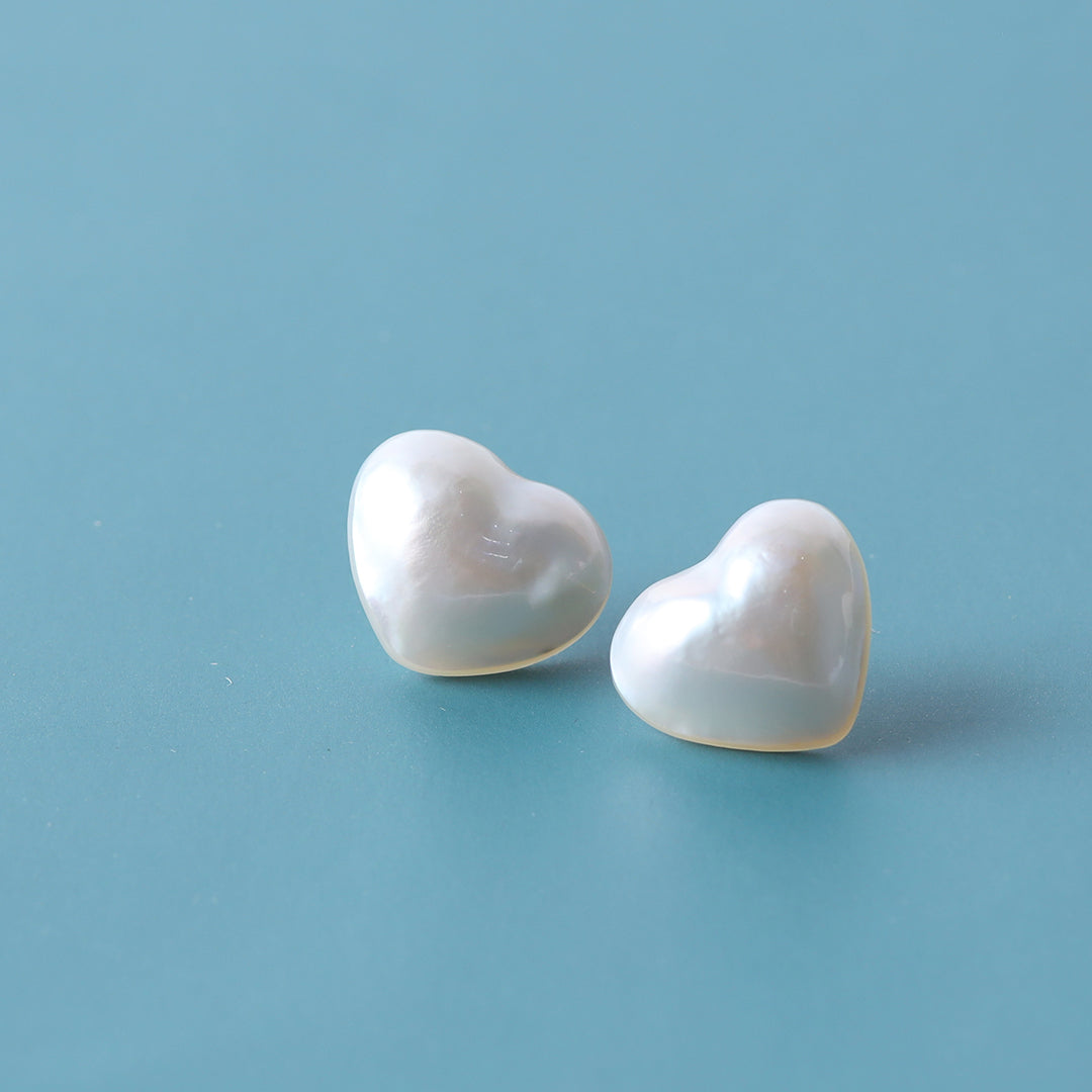 ＜NEW＞K18ハート型マベパールピアス(ヨコ)