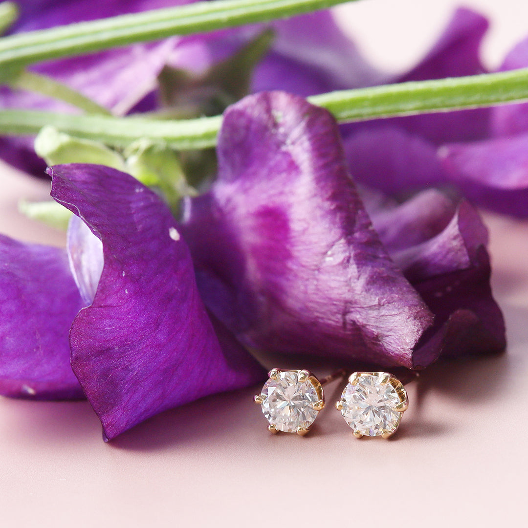 ＜クリスマス限定＞【受注生産品】K18 0.5ctダイヤモンドピアス(ソーティング付き)