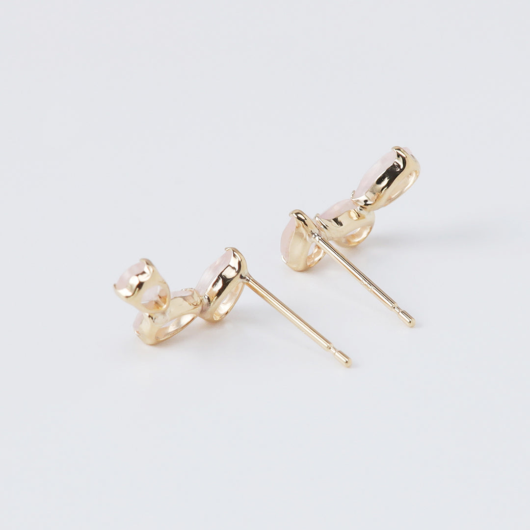 ＜NEW＞K18ローズクォーツツユ3粒ピアス