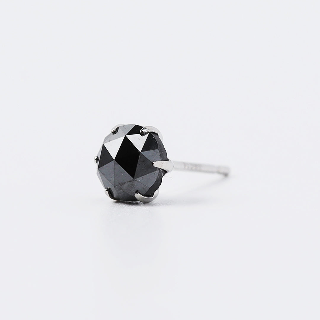 プラチナpt900(プラチナ)ブラックダイヤモンド0.1ct片方ピアス　新品