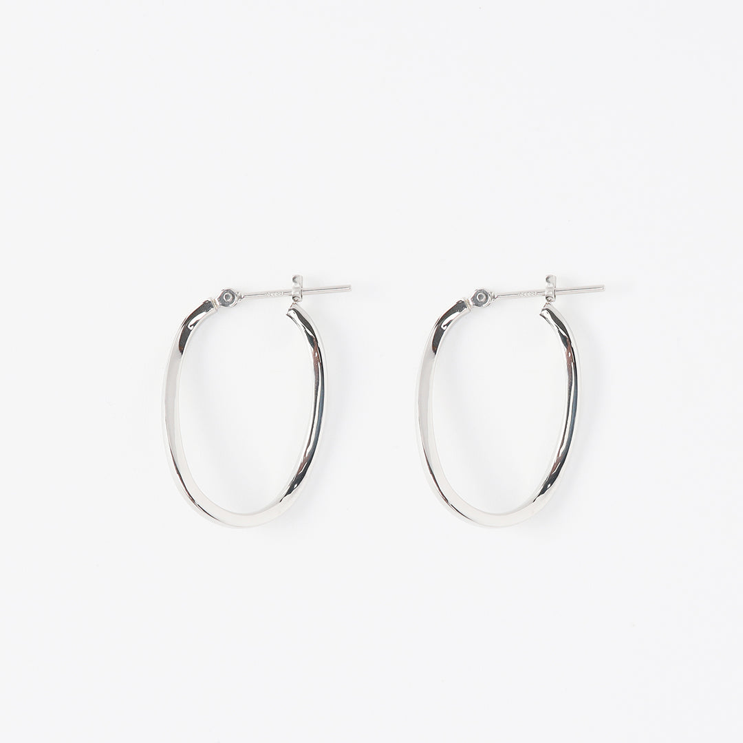 Pt900ひねりフープピアス