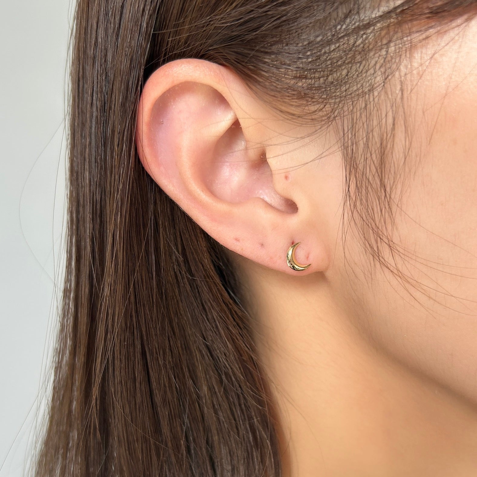K18ツキピアス