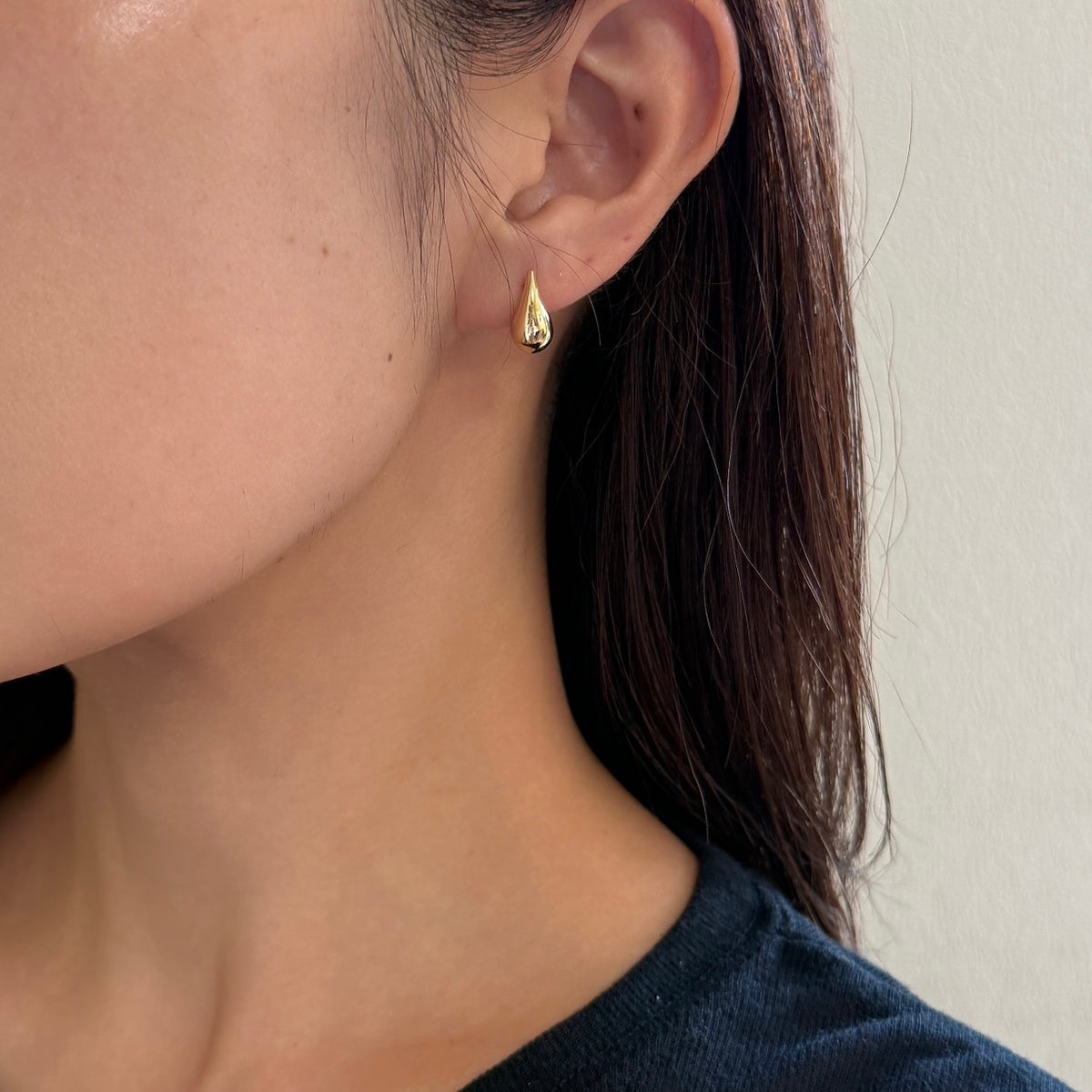 【お買い得ジュエリー】K18ぷっくりツユピアス