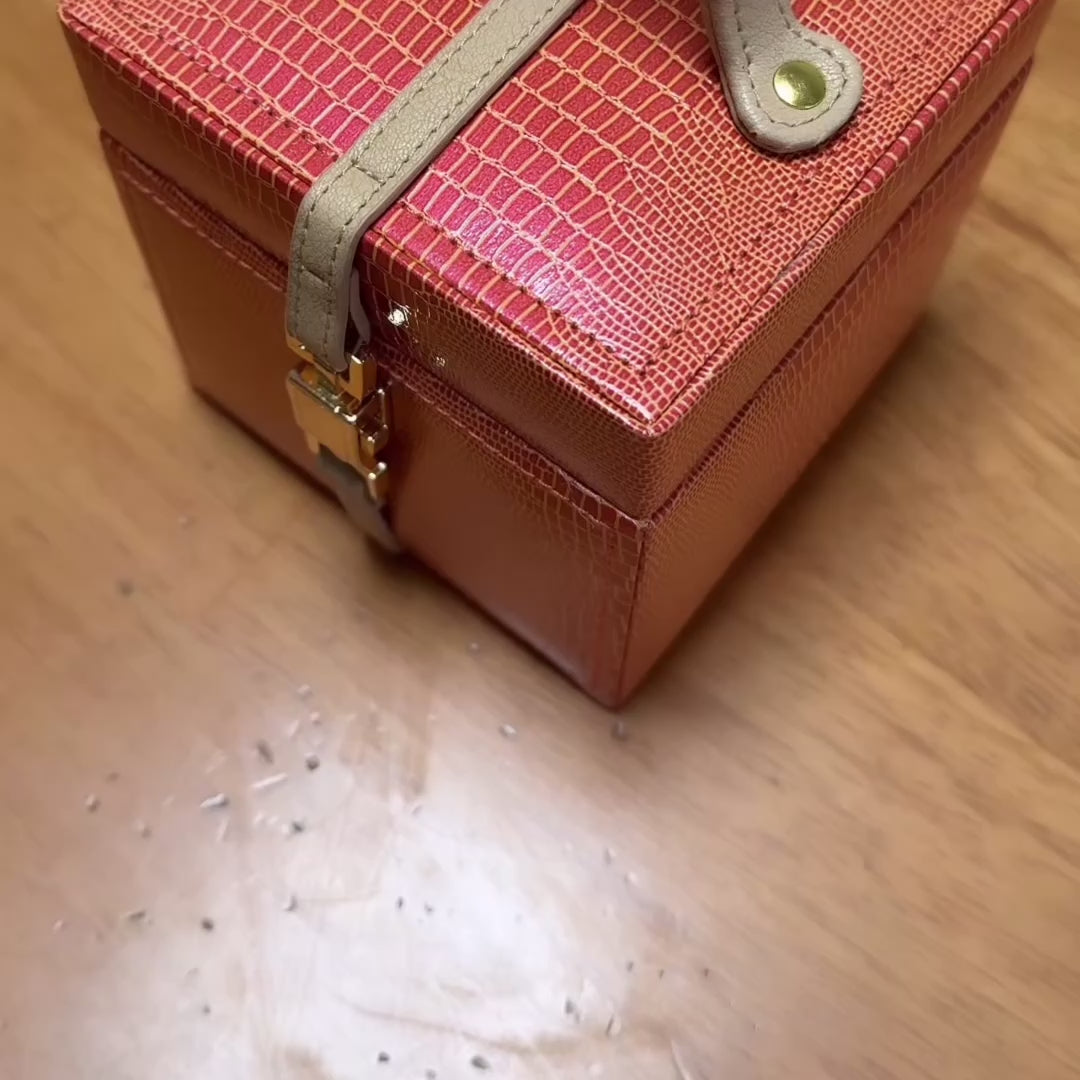 NEW＞ジュエリーボックス